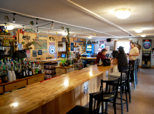 saukinac-bar-counter.jpg