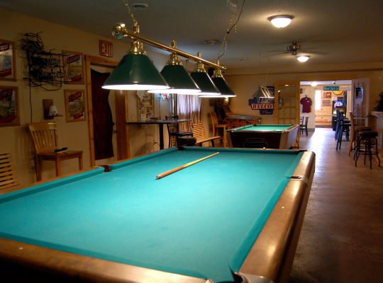saukinac-pool-table.jpg